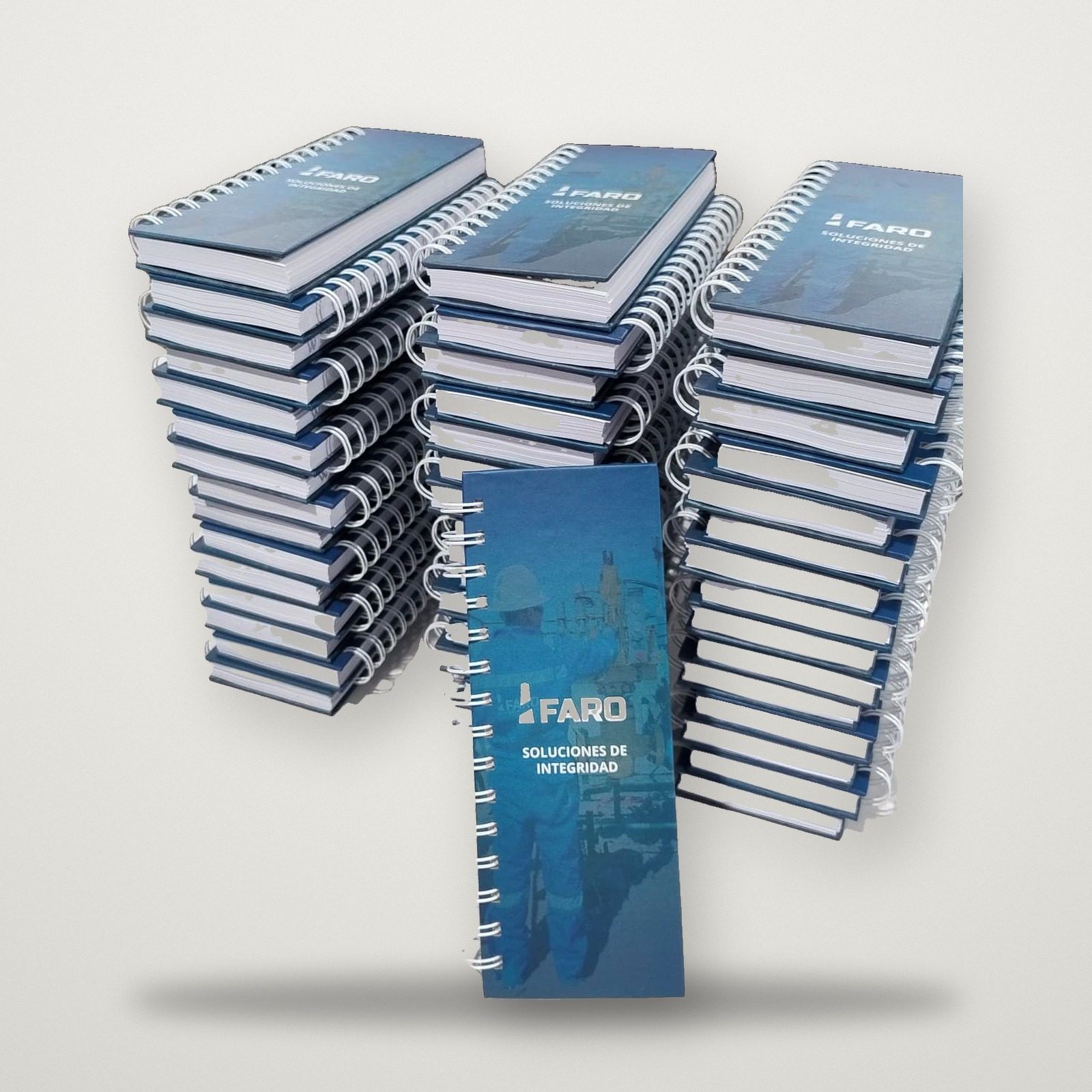Pilas de cuadernos anillados de bolsillo con tapa personalizada